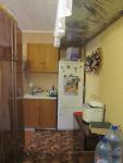 Продается комната в секционном общежитии п. Балакирево, ул. 60 лет Октября, Александровский район Владимирская область.